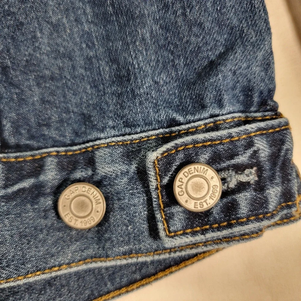 Gap Kids XL 12-13 Regular Medium Wash Denim Trucker Jacket 491331-00 Blue Cotton